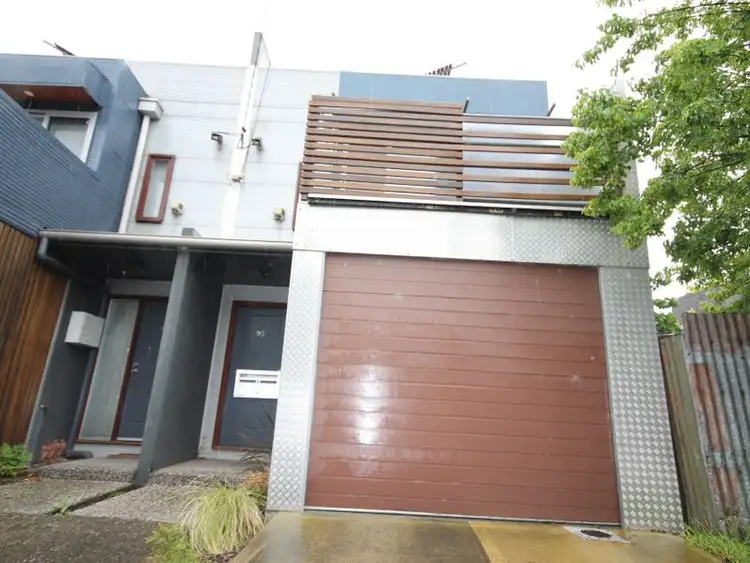 90 Station Road, Seddon VIC 3011