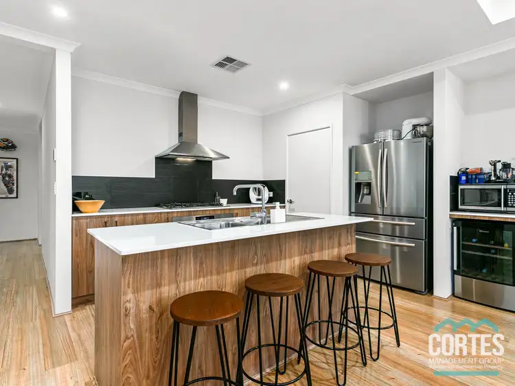 Sixth view of Homely house listing, 22 YELLOWTAIL GROVE, Beeliar WA 6164