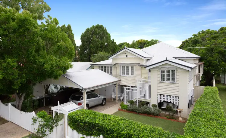 10 Marlborough Street, Sherwood QLD 4075