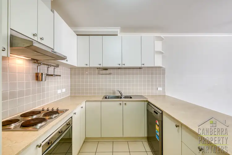 79/20 Federal Highway, Watson ACT 2602