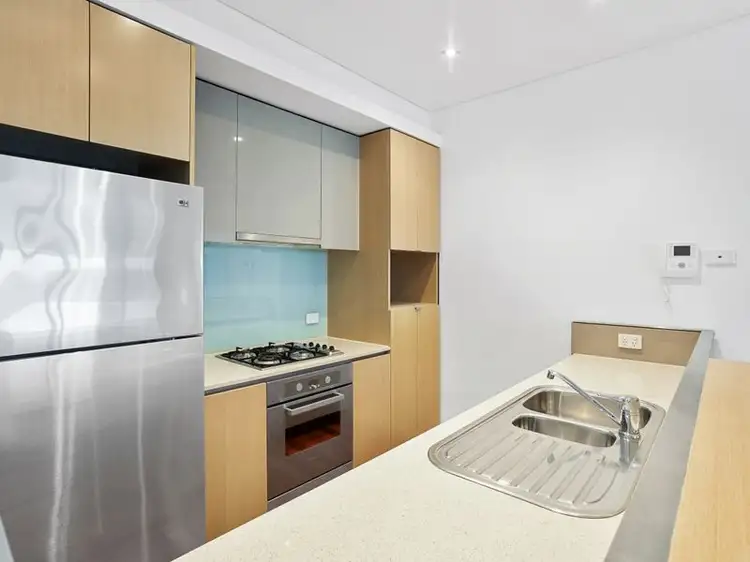 Fifth view of Homely apartment listing, 304G/93 Dow Street, Port Melbourne VIC 3207