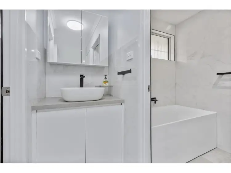 Fifth view of Homely townhouse listing, 142 Cockatiel Circuit, Green Valley NSW 2168