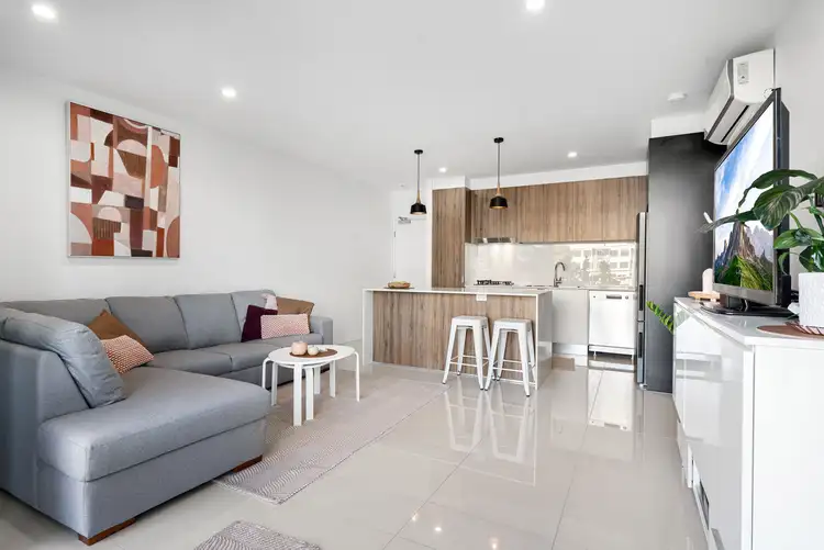 Fifth view of Homely apartment listing, 10/22 Bay Terrace, Wynnum QLD 4178