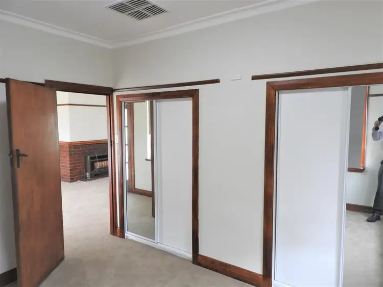 Fifth view of Homely house listing, 305 Kiewa Street, Albury NSW 2640