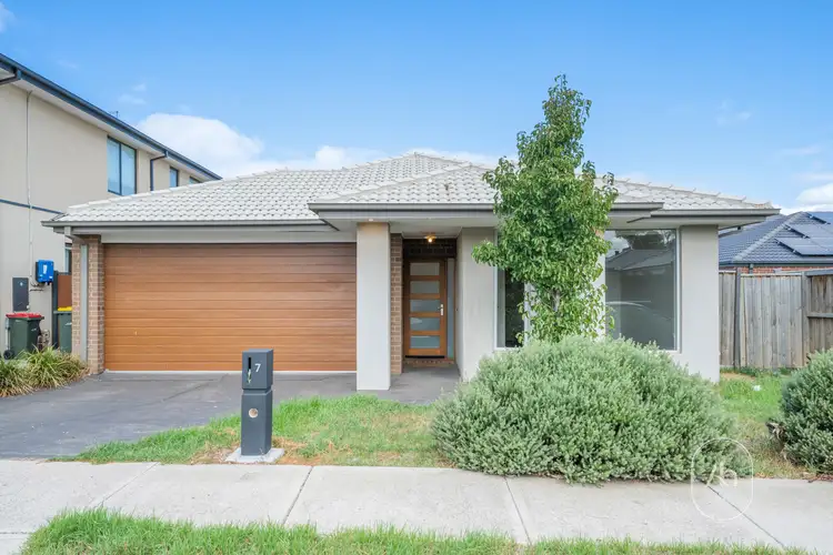 7 Aspect Drive