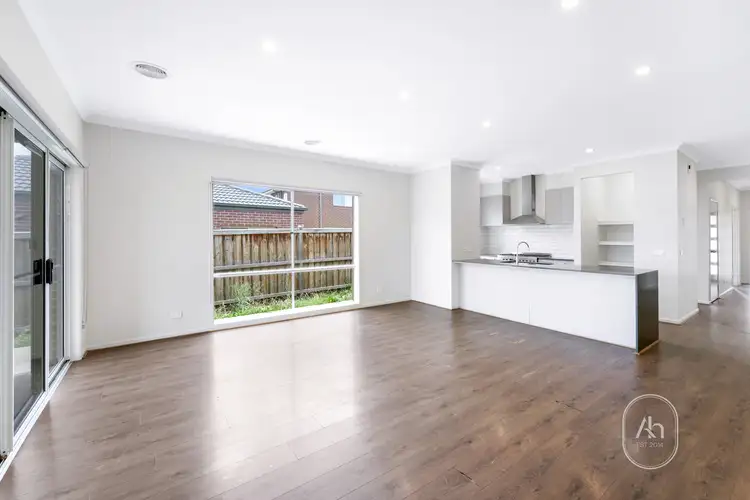 Second view of Homely house listing, 7 Aspect Drive, Tarneit VIC 3029