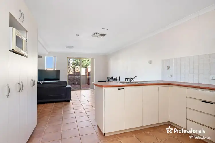 Fifth view of Homely townhouse listing, 2/19 Porter Street, Kalgoorlie WA 6430