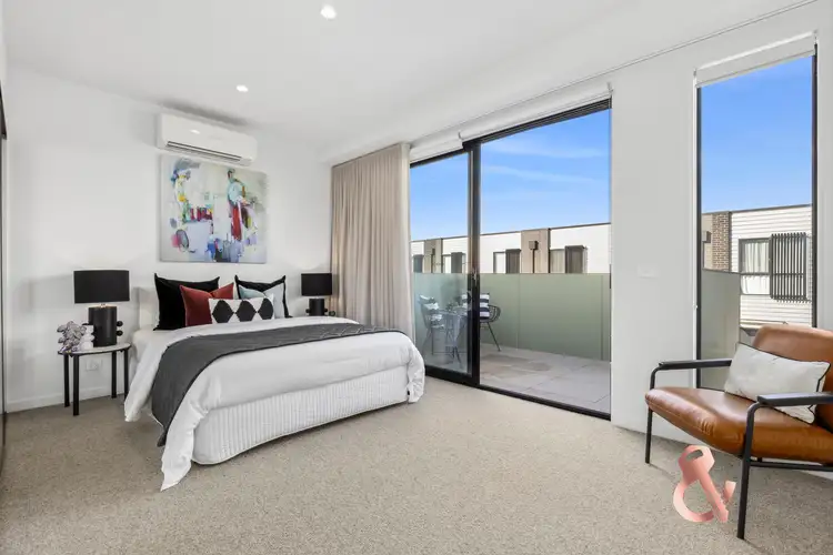 Sixth view of Homely house listing, 5 Conte Close, Coburg VIC 3058