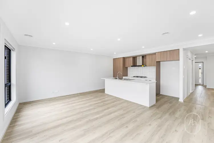 Second view of Homely house listing, 16 Edgemead Rise, Werribee VIC 3030