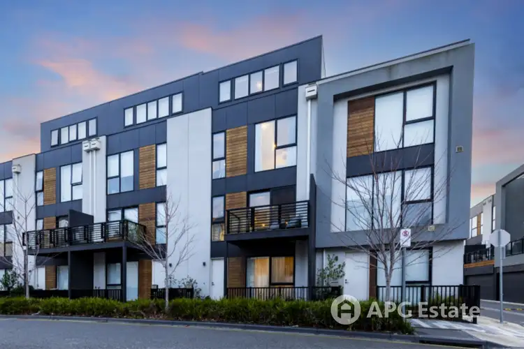 4 Kitchen Road, Port Melbourne VIC 3207
