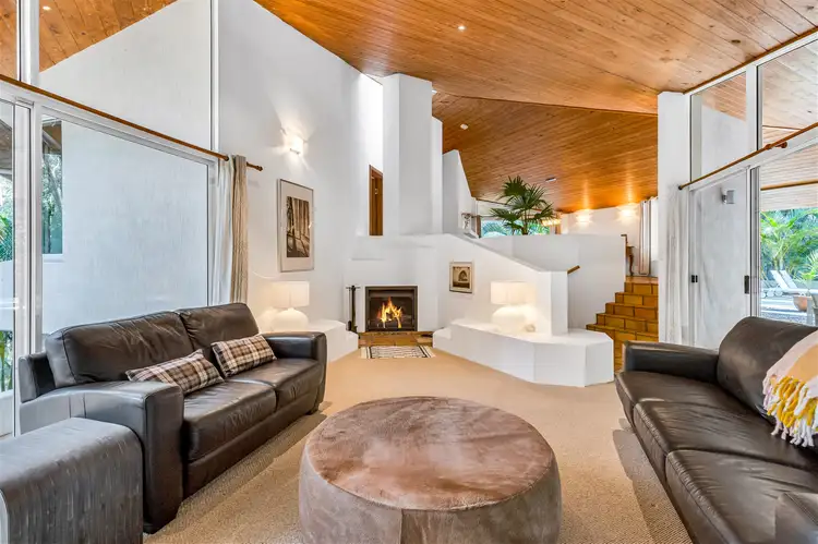 271 Pullenvale Road, Pullenvale QLD 4069