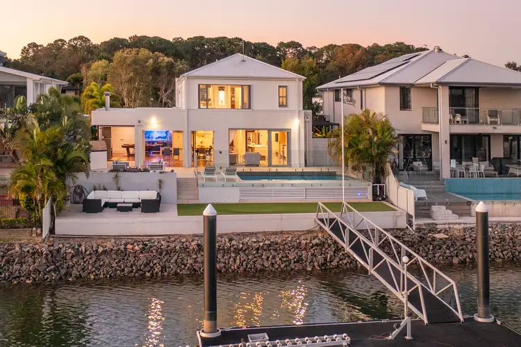 52 Palladium Boulevard, Hope Island QLD 4212