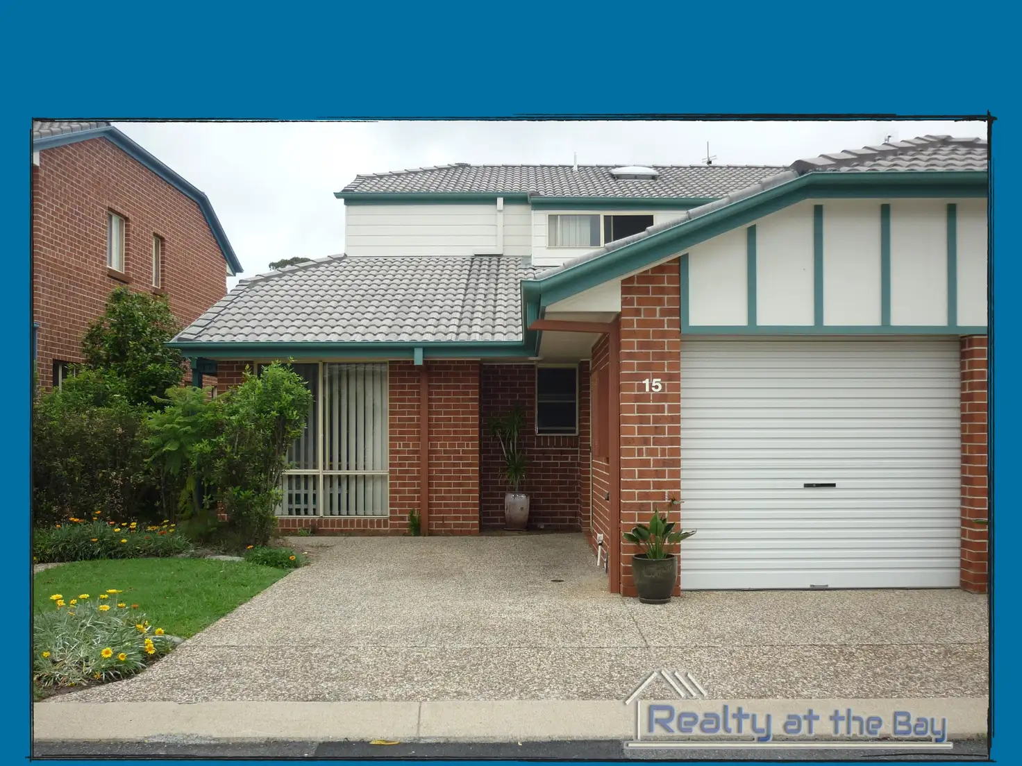 Main view of Homely townhouse listing, 15/406 Pine Ridge Road, Coombabah QLD 4216