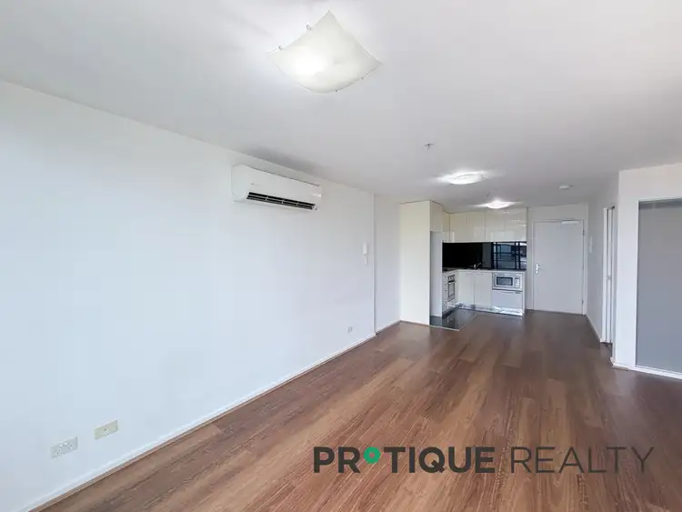 Fourth view of Homely apartment listing, 4102/241 City Road, Southbank VIC 3006