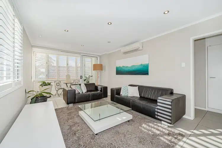 6/57 Kitchener Road