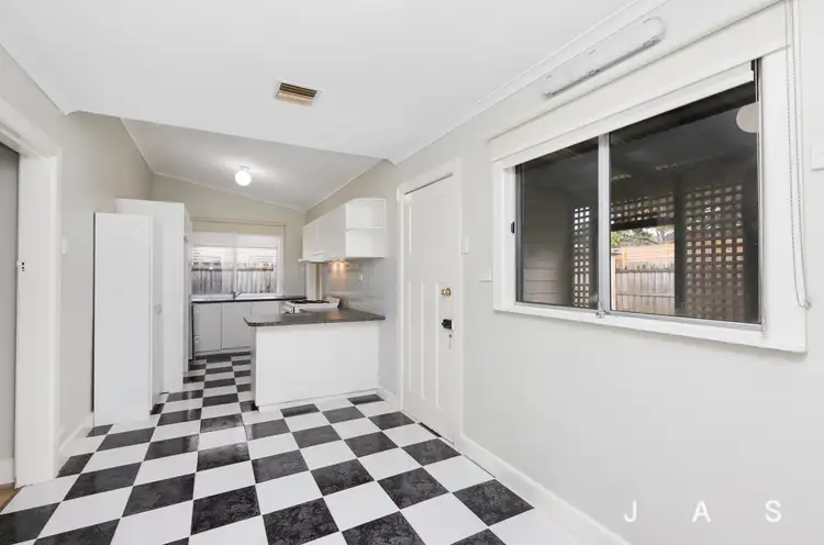 6 Dawson Avenue, Footscray VIC 3011