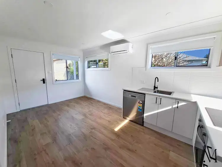 Fifth view of Homely unit listing, 11a Railway Terrace, Mayfield NSW 2304