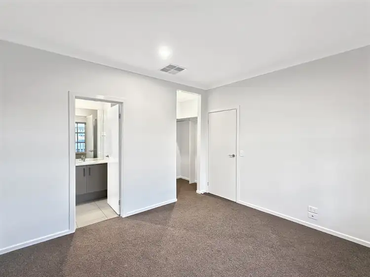 Third view of Homely house listing, 5 Amphitheatre Street, Eynesbury VIC 3338