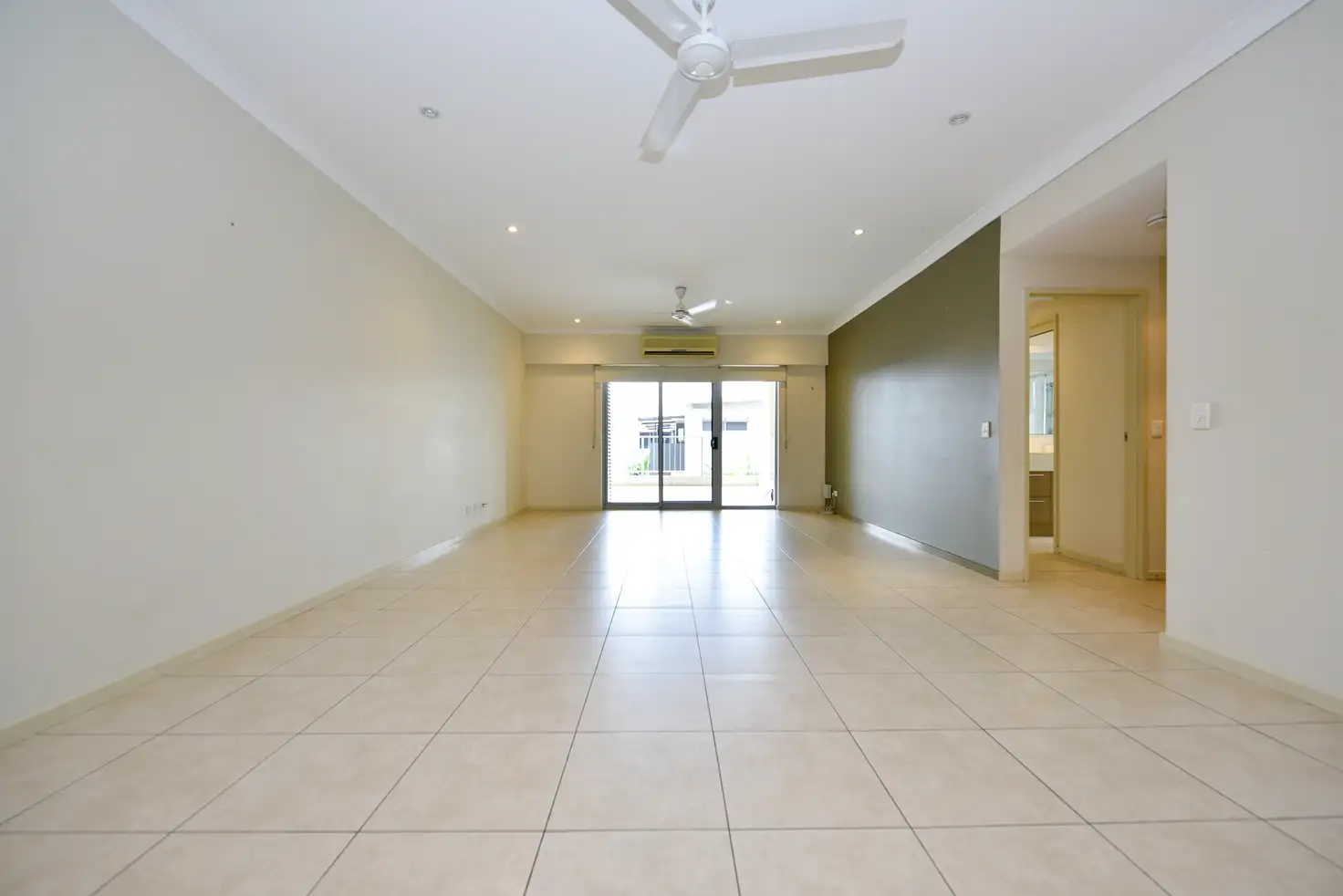 Main view of Homely unit listing, 2/3 Mitaros Place, Parap NT 820