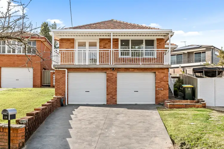 19 Enid Avenue, Roselands NSW 2196