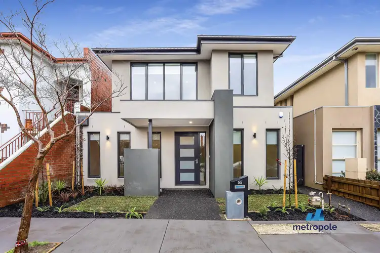 55 Lewisham Road, Windsor VIC 3181