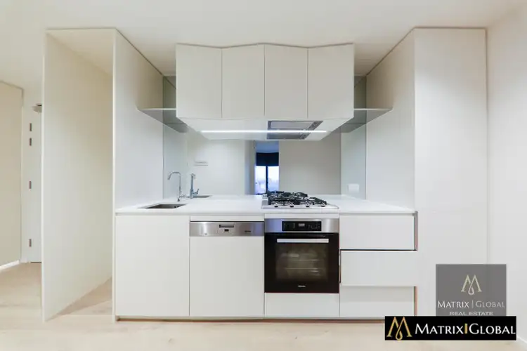 2301E/18 HOFF BOULEVARD