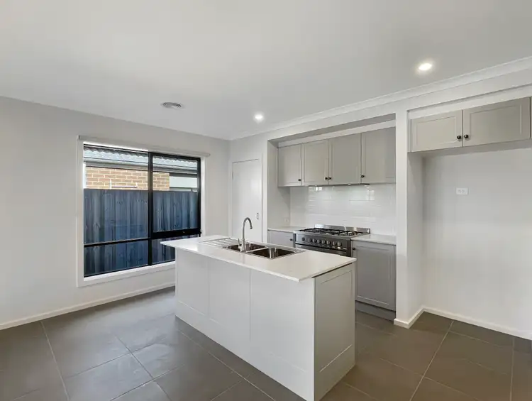 Fourth view of Homely house listing, 32 Asplin Circuit, Mernda VIC 3754