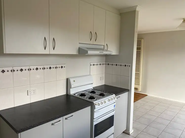 Fifth view of Homely villa listing, 2/2 Acacia Avenue, Oakleigh South VIC 3167