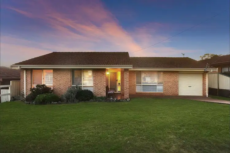 147 Cresthaven Avenue, Bateau Bay NSW 2261