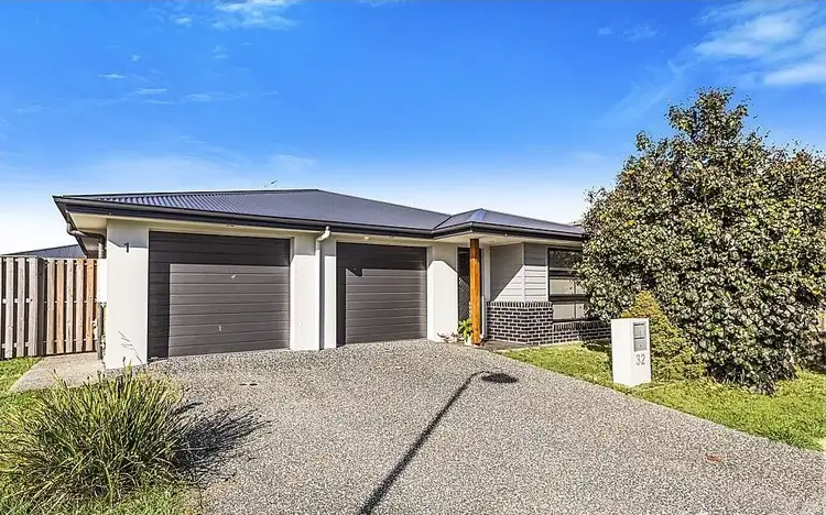 2/32 Christie Cres, Bellbird Park QLD 4300