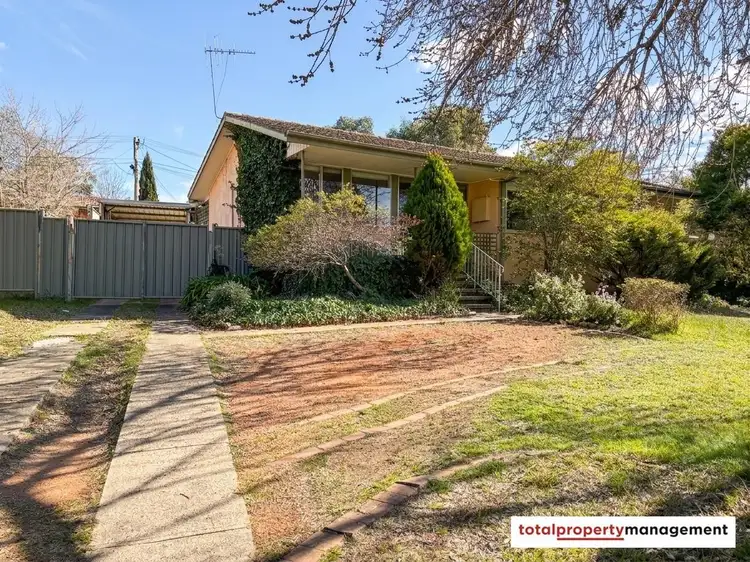 16A Bangalay Crescent