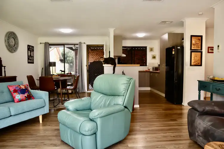 Fifth view of Homely unit listing, 4/5 Cook Pl, West Wodonga VIC 3690