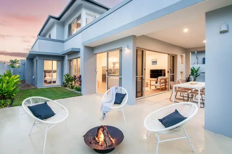 6114 Trasimeno Avenue, Hope Island QLD 4212