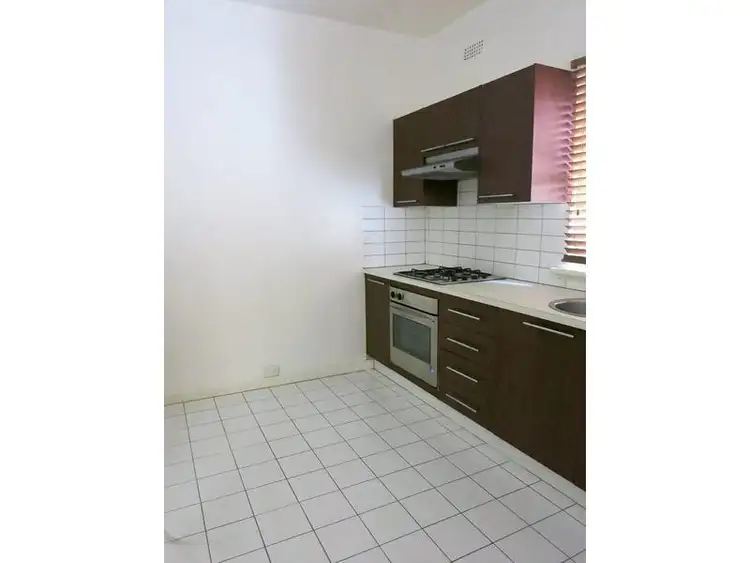 Third view of Homely apartment listing, 3/5B The Avenue, Balaclava VIC 3183