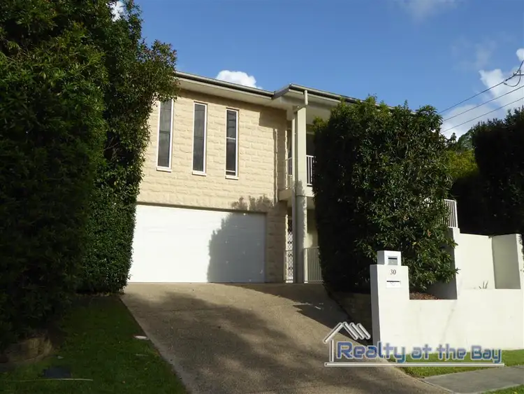 1/30 Harley Street, Labrador QLD 4215