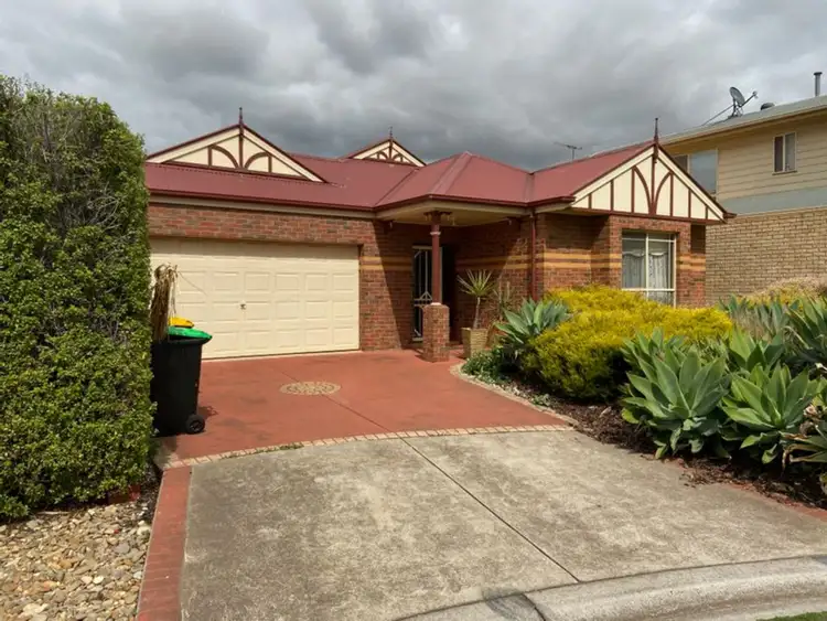 14 Cotteridge Place, Caroline Springs VIC 3023