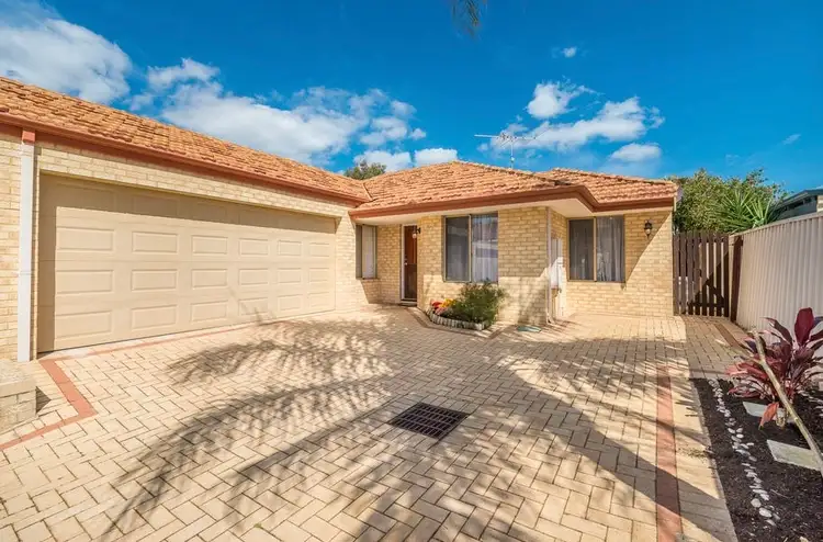 215B Ravenscar Street, Doubleview WA 6018
