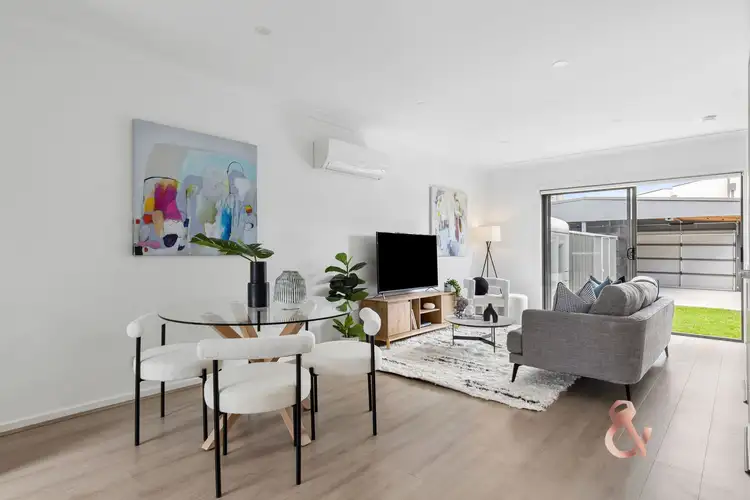 Fifth view of Homely house listing, 4/25 Kumara Circuit, South Morang VIC 3752