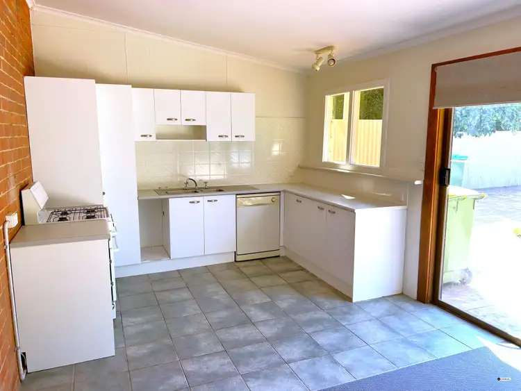 Fourth view of Homely townhouse listing, 600 Wyse Street, Albury NSW 2640