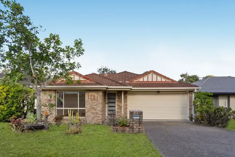 8 Berkshire Pl, Springfield Lakes QLD 4300