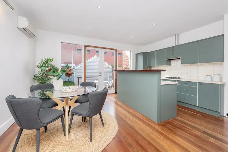 11A Hardiman Street
