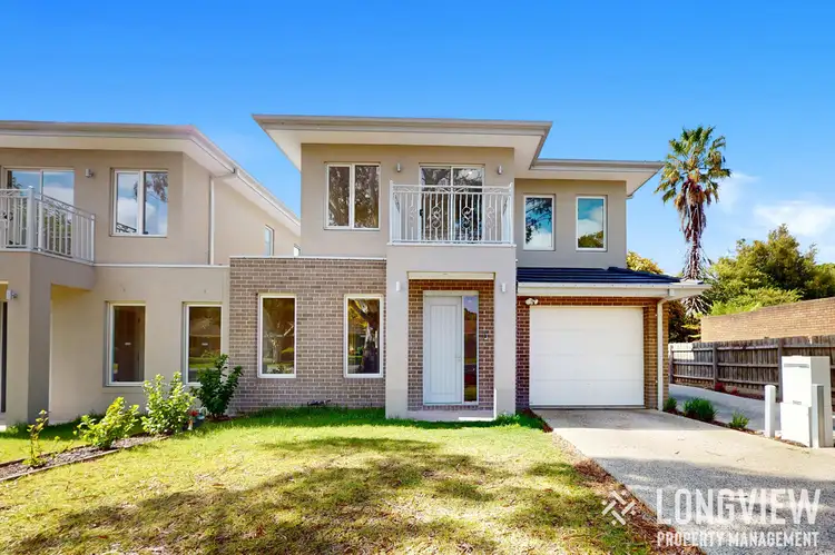 1/16 Manuka Road, Berwick VIC 3806