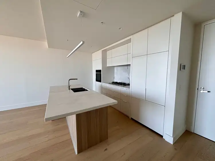 604C/10 Koolkuna Lane, Hampton VIC 3188