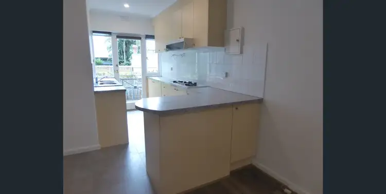 Fourth view of Homely apartment listing, 8/6 St James Road, Armadale VIC 3143