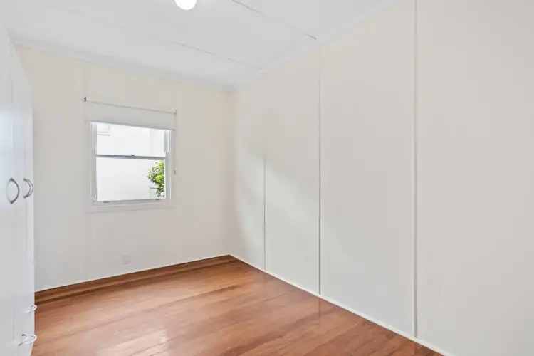 Fifth view of Homely house listing, 28 Petrel Avenue, Mermaid Beach QLD 4218