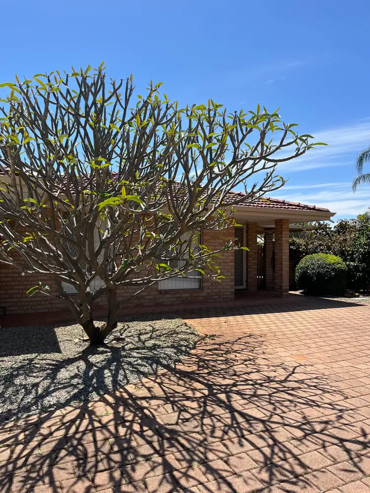 19B Elettra Close