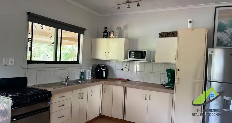 255H (HOUSE) Elizabeth Valley Road