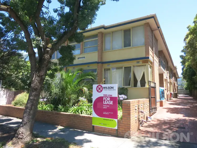 11/12 Robe Street, St Kilda VIC 3182