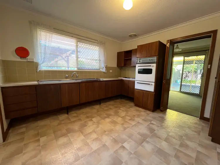Fifth view of Homely house listing, 10 Fircroft Way, Hamersley WA 6022