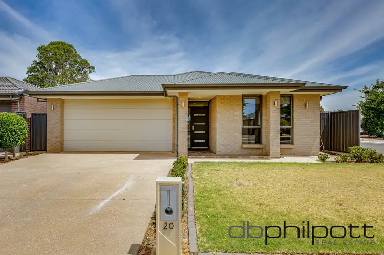 20 Pioneer Way